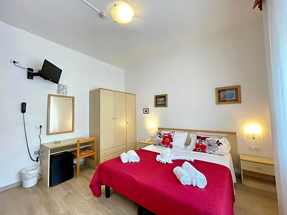 Hotel Trovatore