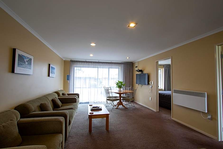 Annabelle Motel