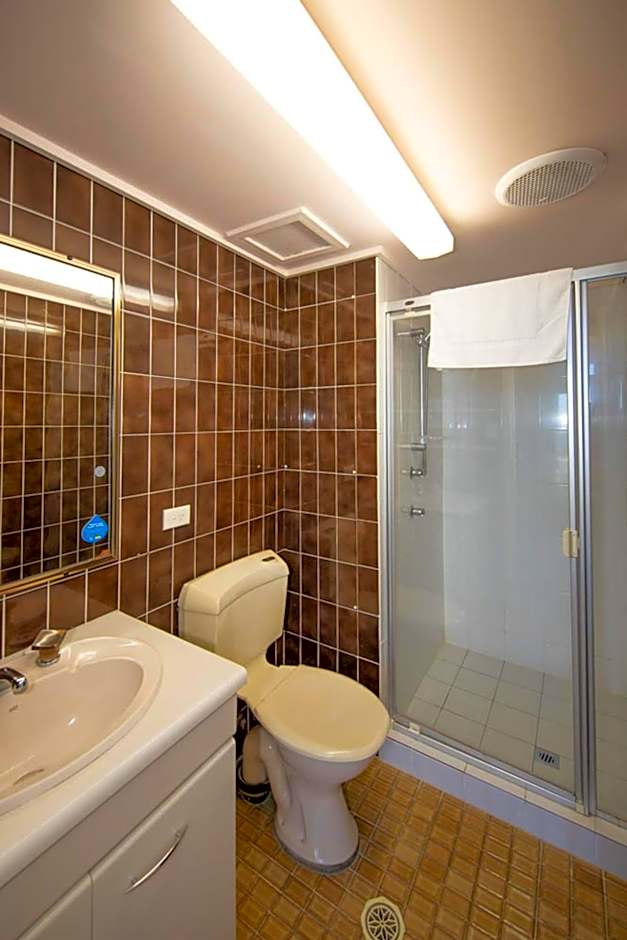 Beachside Tower Apartment