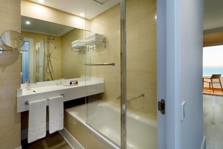 DOUBLE SINGLE USE SUPERIOR ROOM 1 ADULT