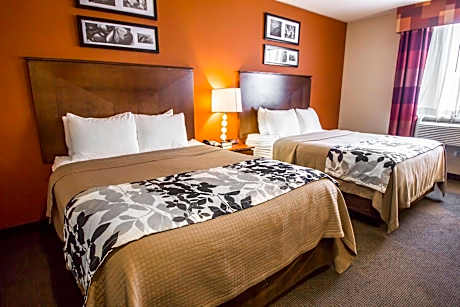 2 Queen Beds, Nonsmoking, Accessible