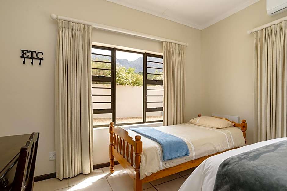 Vredehoek Guest Farm