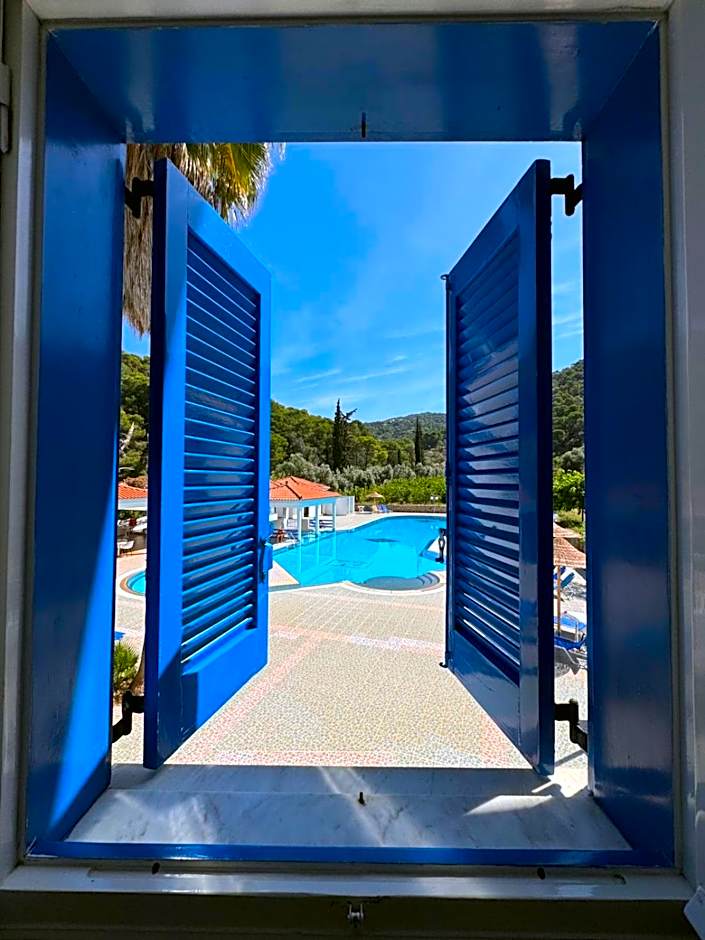 Vassilis Studios
