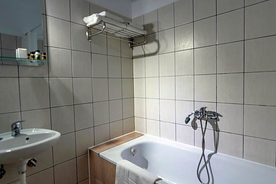 Pravi Hotel