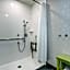 Hampton Inn & Suites Cincinnati Midtown Rookwood