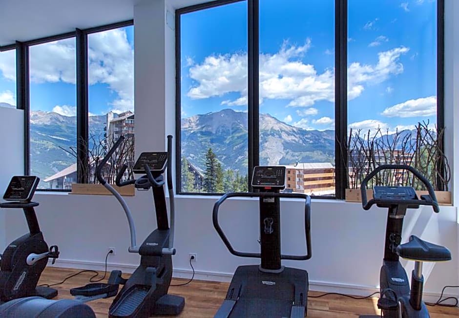 SOWELL COLLECTION Marmotel