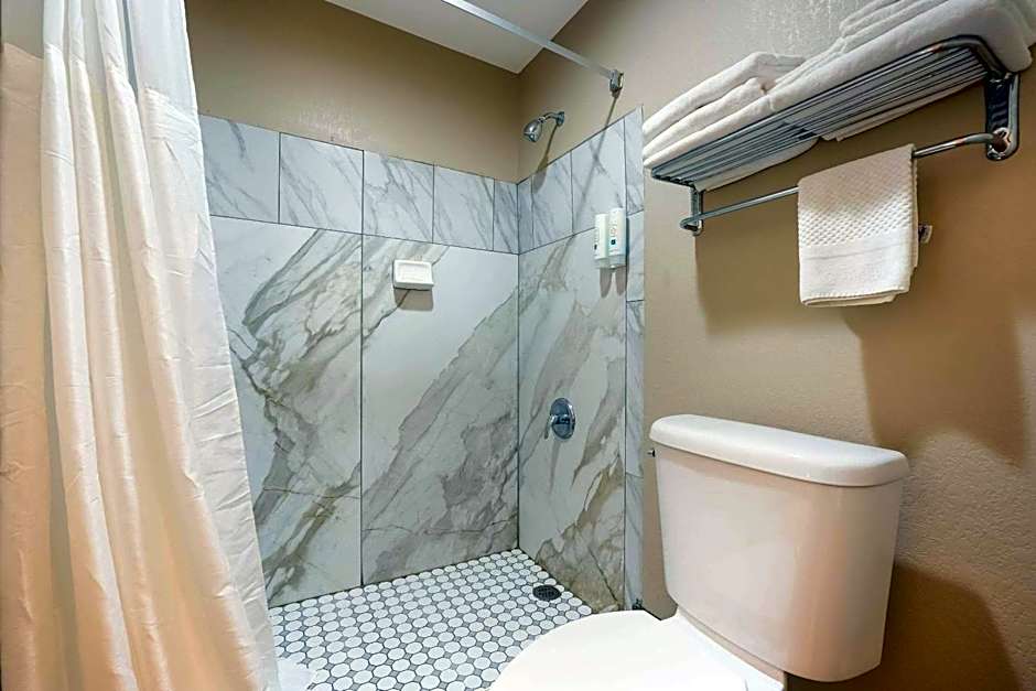 Quality Inn Oxford Anniston I-20