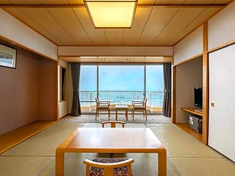 Japanese Style Room C for 5 Adults