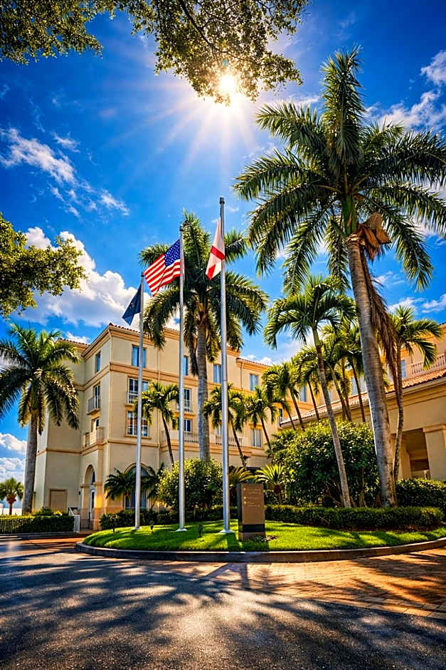 Hilton Naples