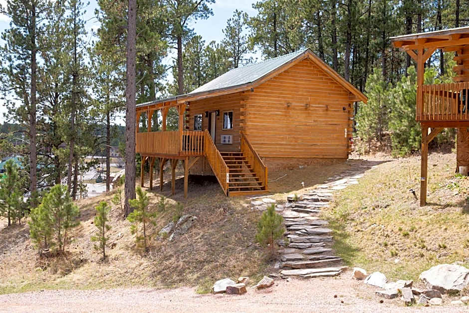 Rock Crest Lodge & Cabins