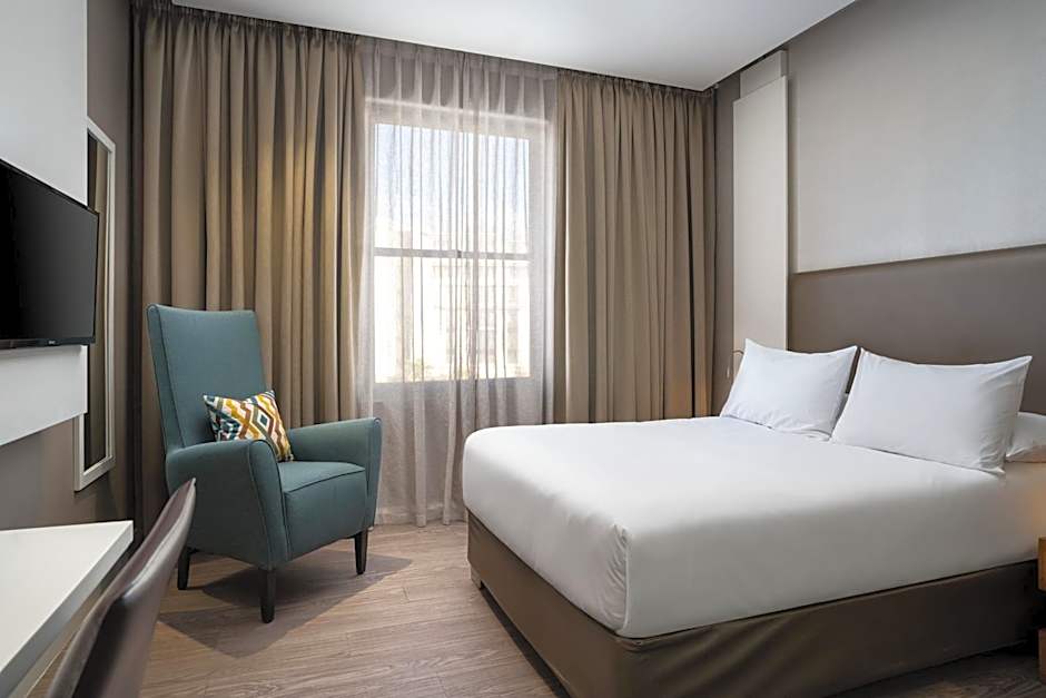 Photo 1 of 8 of 1 Double Bed Guestroom
