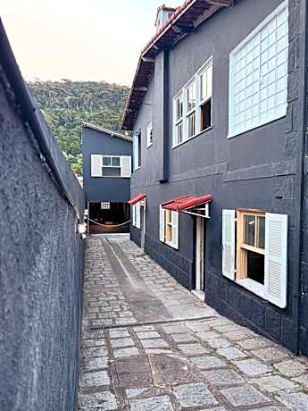 Pousada Marduk excelente localização suites simples Dispensamos hóspedes exigentes