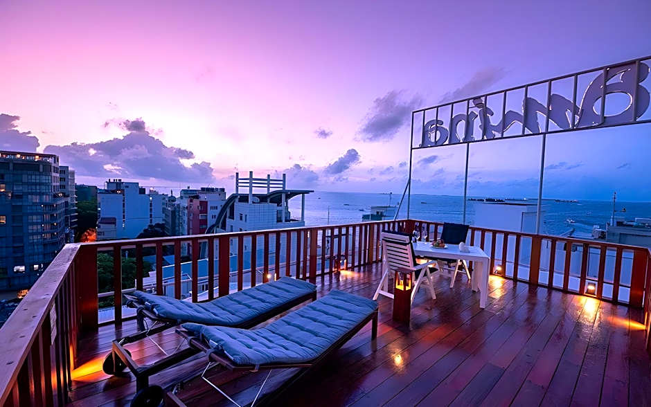 Amina Residency - Luxury Stay