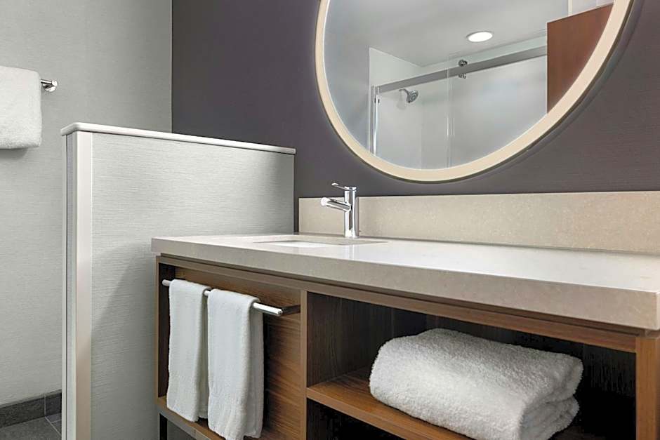Courtyard by Marriott Republic Airport Long Island/Farmingdale