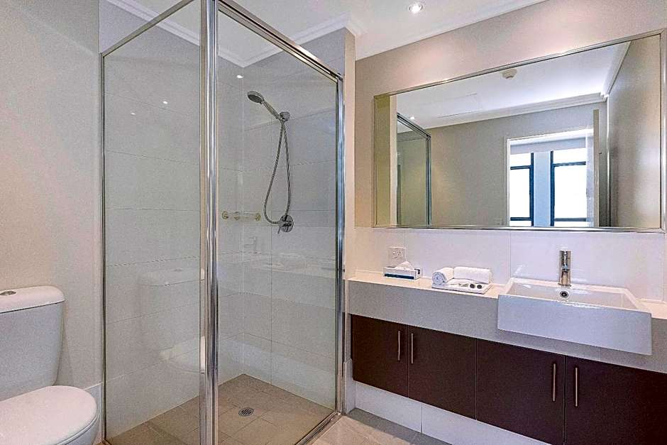 New Haus by Hougoumont Hotel, former Bannister 22