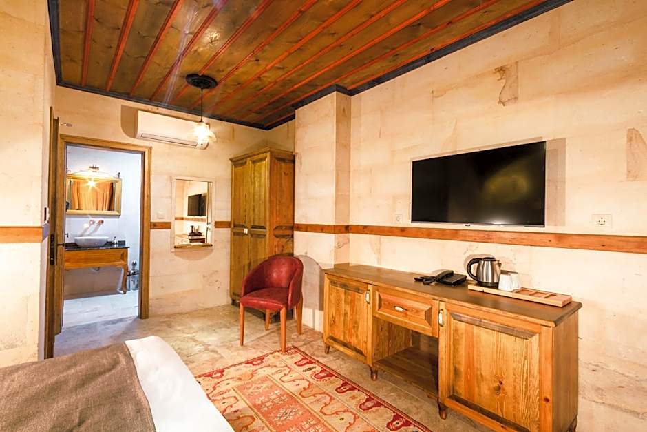 Sapphire Stone House