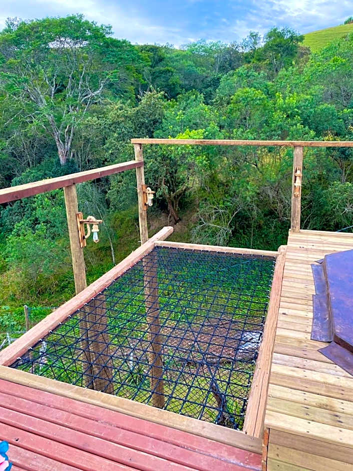 Recanto da Alegria - Casa em Cunha com Jacuzzi,Piscina,Rede,Churrasqueira,Lareira,Deck, Banco de coração