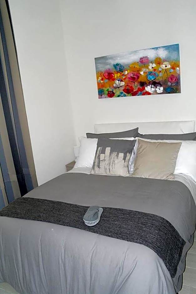 B&B Chiaia 216
