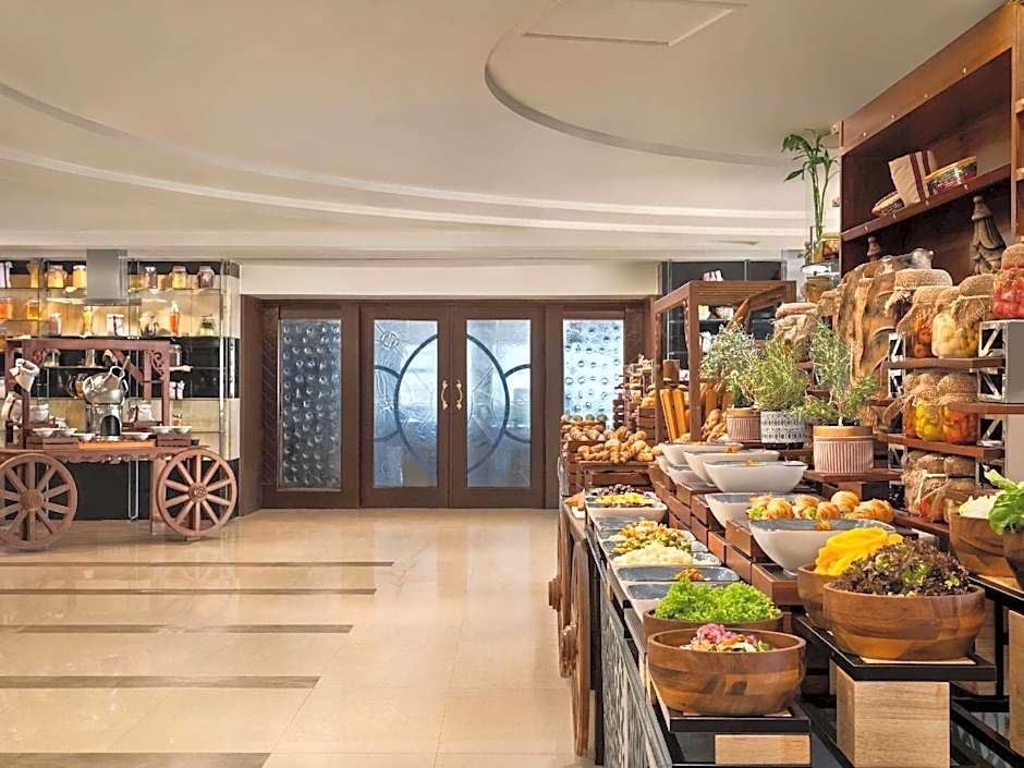 Anwar Al Madinah Movenpick Hotel