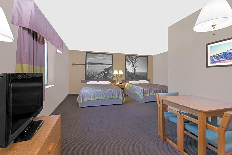 Super 8 by Wyndham Lisbon