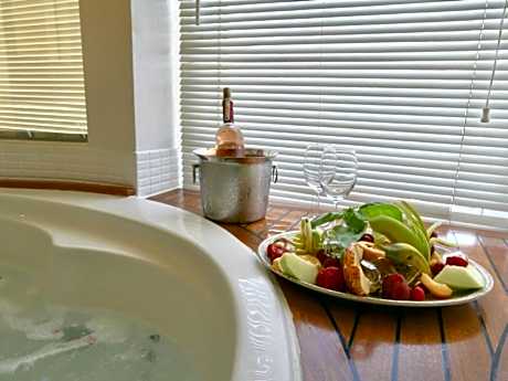 Double Room with Spa Bath