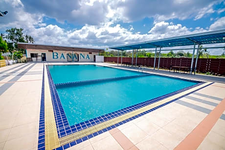 Banana Resort Sadao