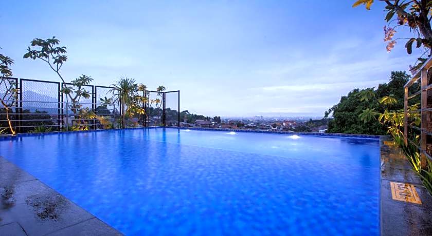 Hotel Neo Dipatiukur by ASTON