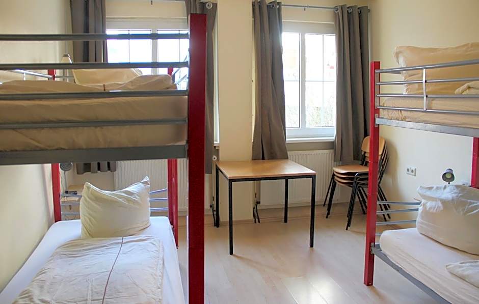 Buch-Ein-Bett Hostel