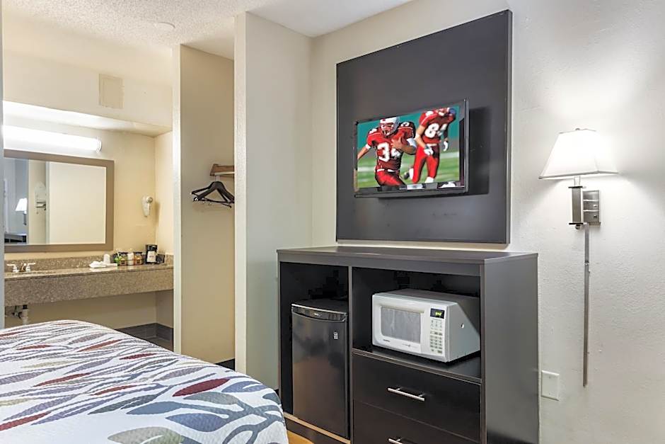 Red Roof Inn Atlanta - Kennesaw State University