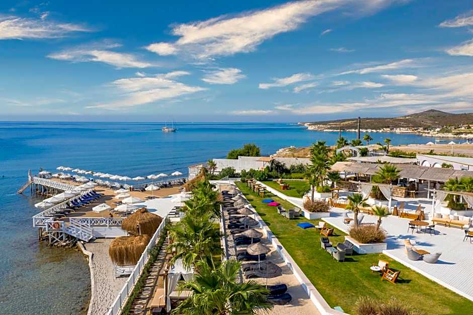 Design Plus Seya Beach Hotel