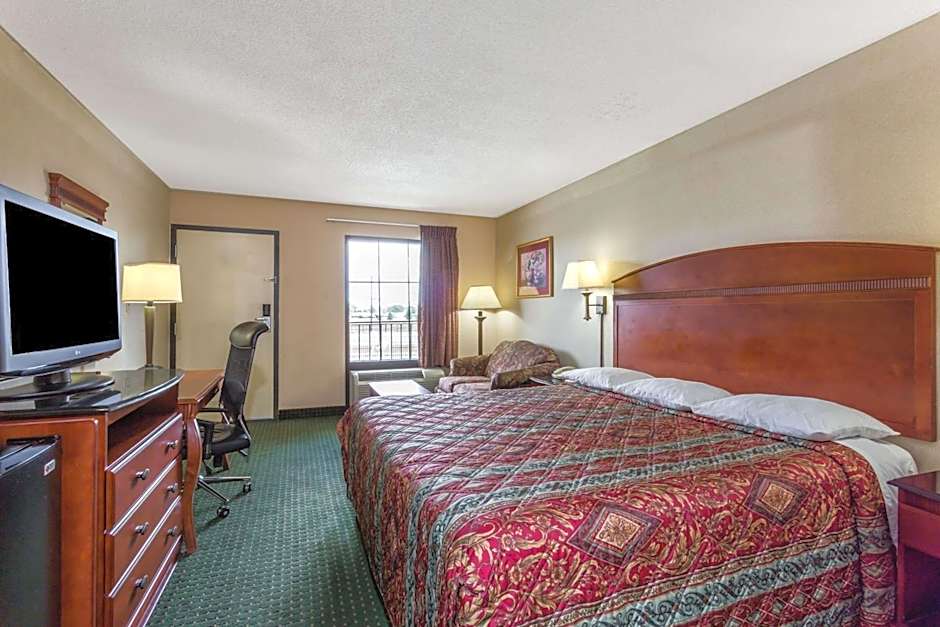 Days Inn by Wyndham Camp Springs Andrews AFB