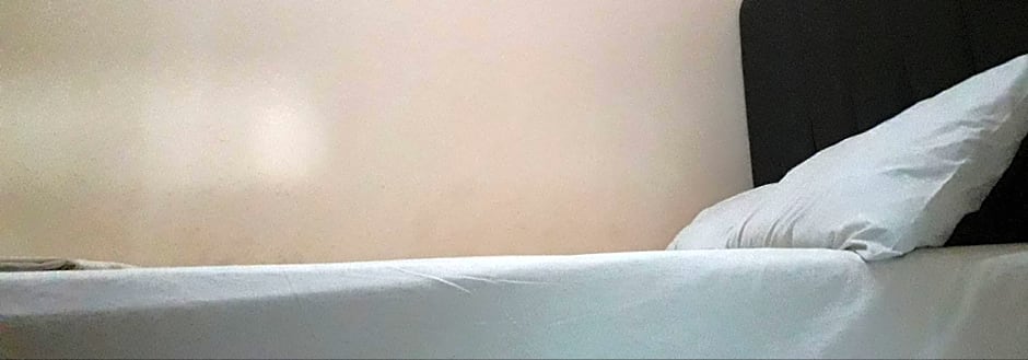 OYO 90706 Kost Alam Jaya Syariah