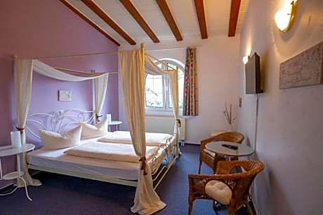 Hotel Schlosshof Dolgesheim