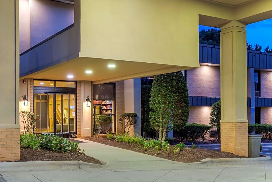Best Western Plus Cary Inn - NC State – Cary, NC