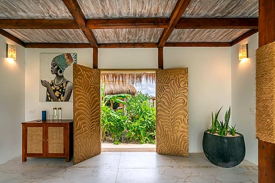 Sensations Eco-Chic Hotel