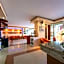 Avra Hotel