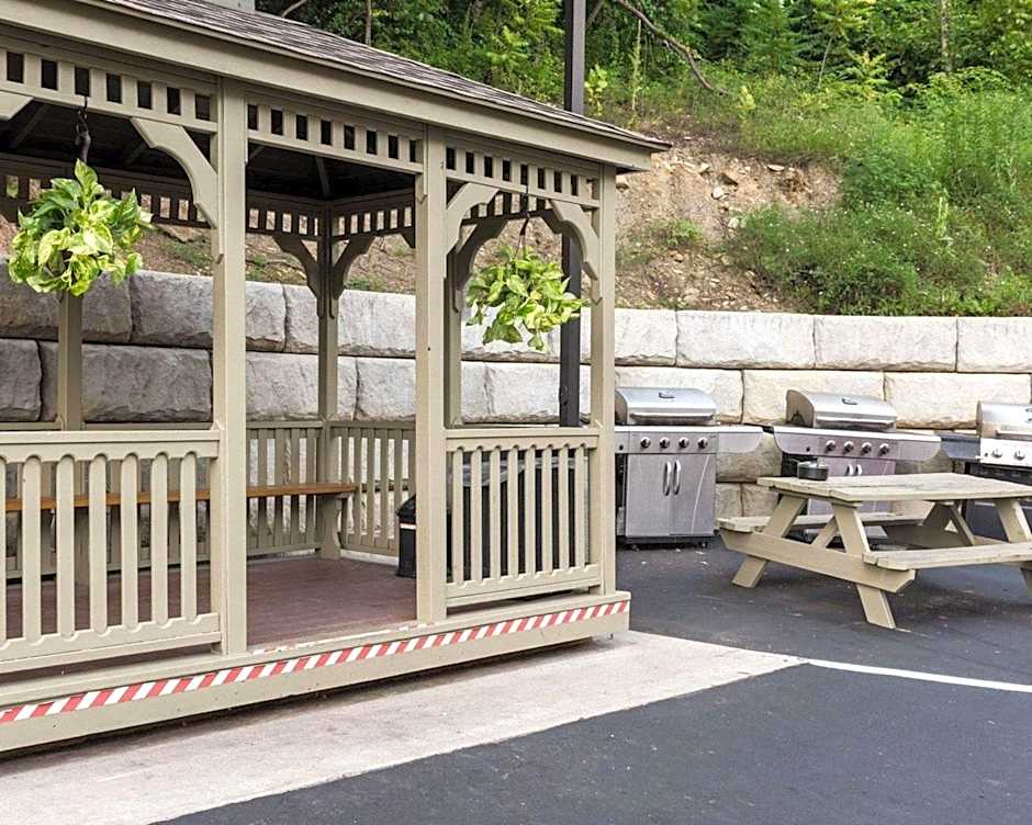 Suburban Studios Morgantown