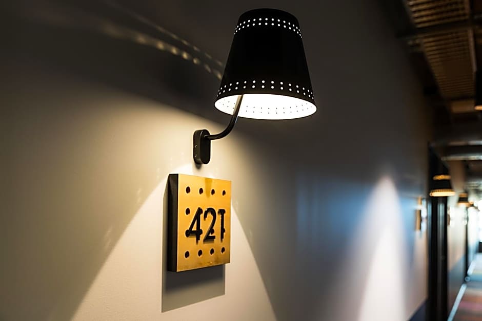 Atura Adelaide Airport