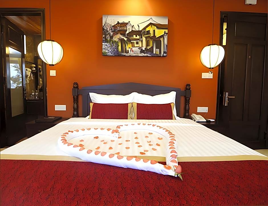 Golden Bell Hoi An Boutique Villa