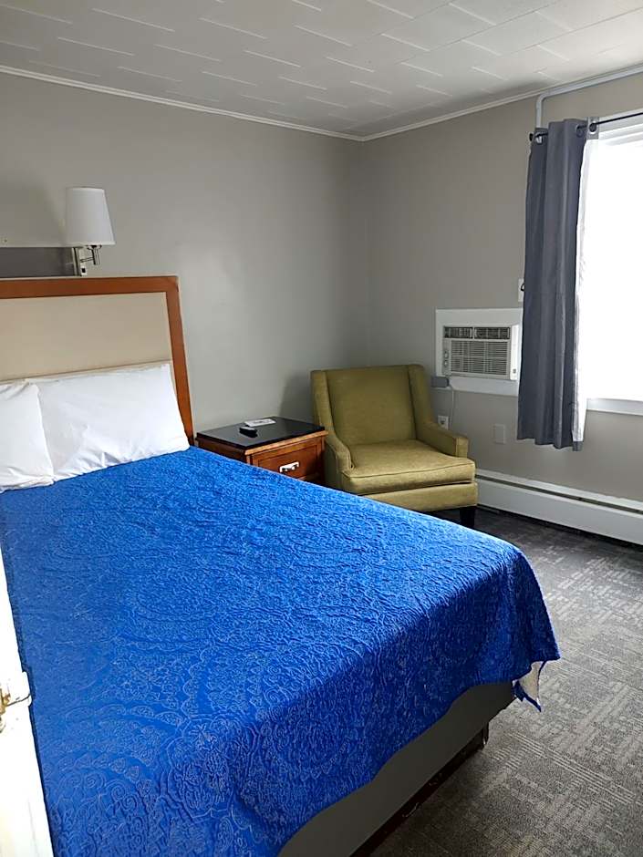 Vacationland Inn & Suites