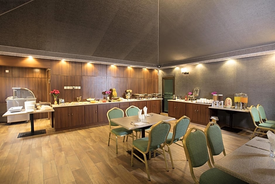 Palms Lily Hotel Suites