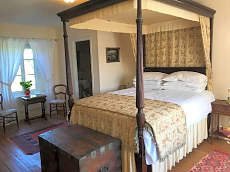 King Room with Garden View