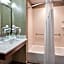 Holiday Inn Express & Suites St Louis Airport by IHG