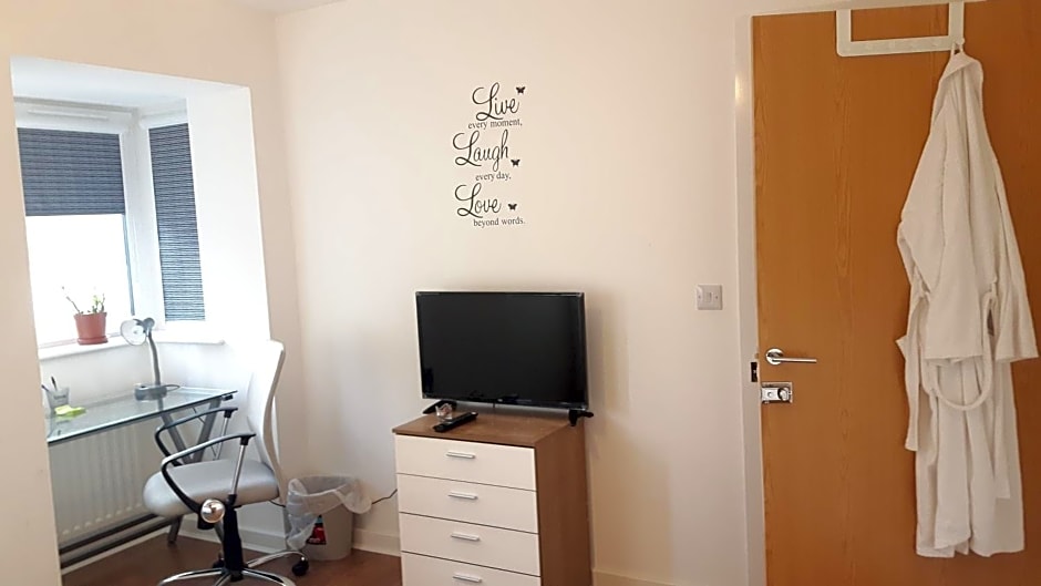 Lavi's house-East Milton Keynes