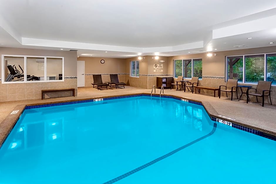 Holiday Inn Express Hotel & Suites Hampton South-Seabrook By IHG