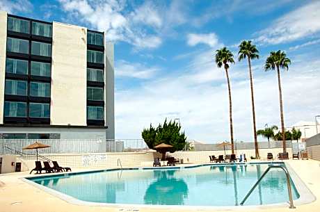 Holiday Inn Victorville By IHG