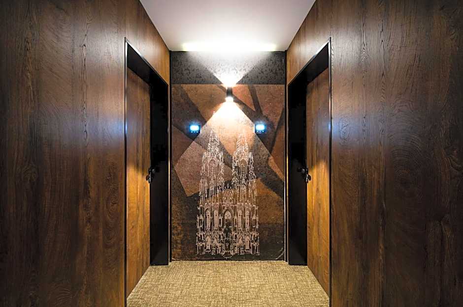 Amsterdam Hotel