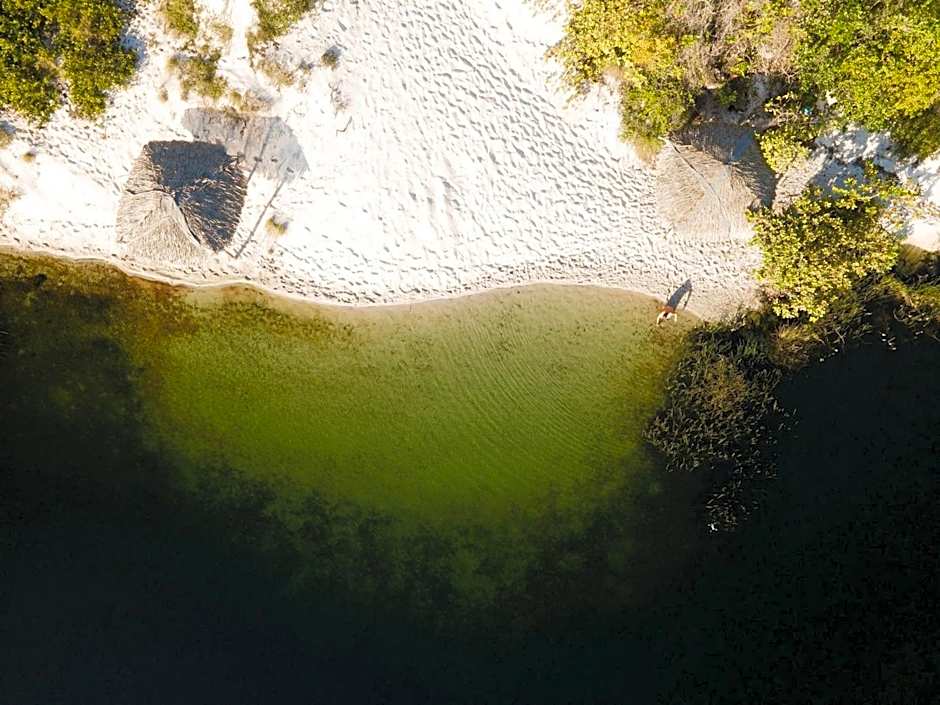 Apartamento em condomínio com passeio incluso