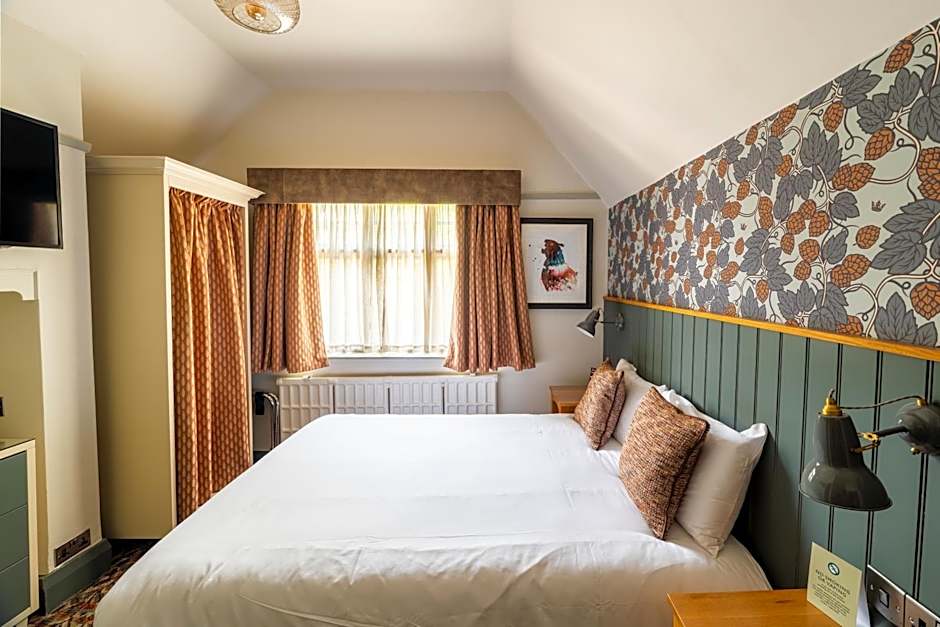 Red Lion Hotel by Greene King Inns