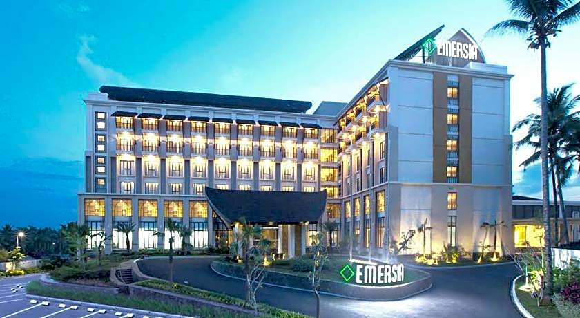Emersia Hotel & Resort Batusangkar